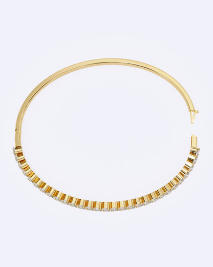 Refined Radiance Bracelet