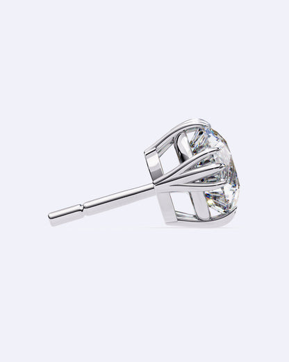 Artisan-Set Solitaire Stud