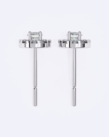 Solitaire Circle Sparkle Studs